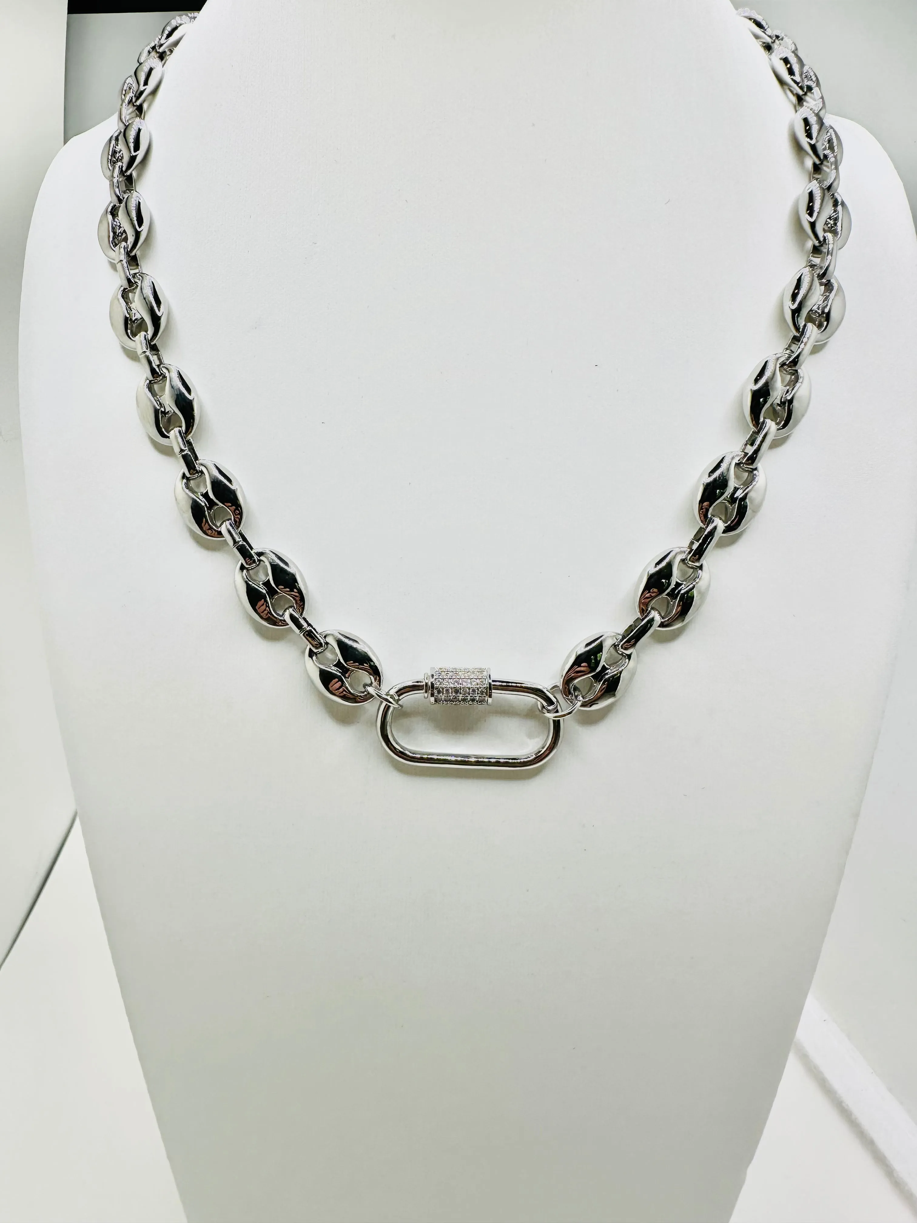 Carabiner Link with Pave Bar and Magnetic Closure